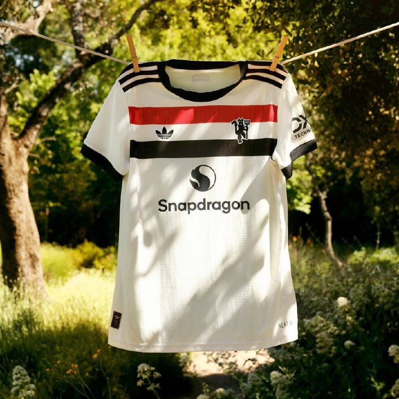 Imagem Camisa adidas M. United III 24/25